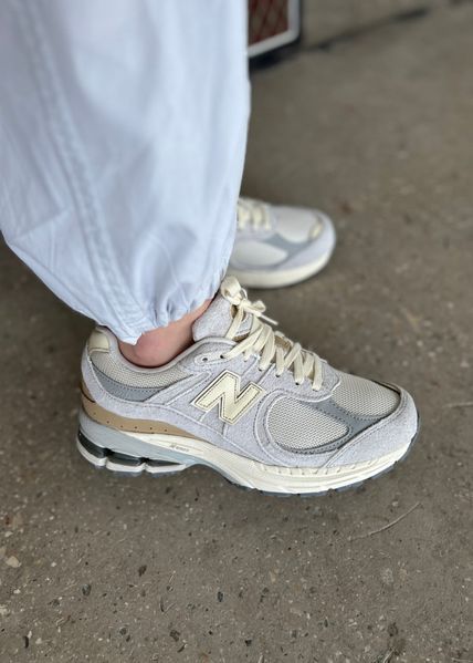 Кросівки New Balance 2002R Grey 11450 фото