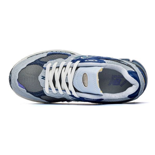Кросівки New Balance 2002R Light Blue 10531 фото