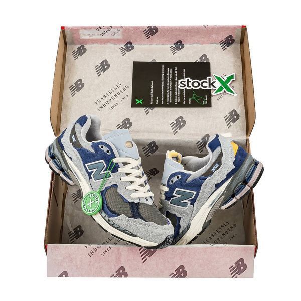 Кросівки New Balance 2002R Light Blue 10531 фото